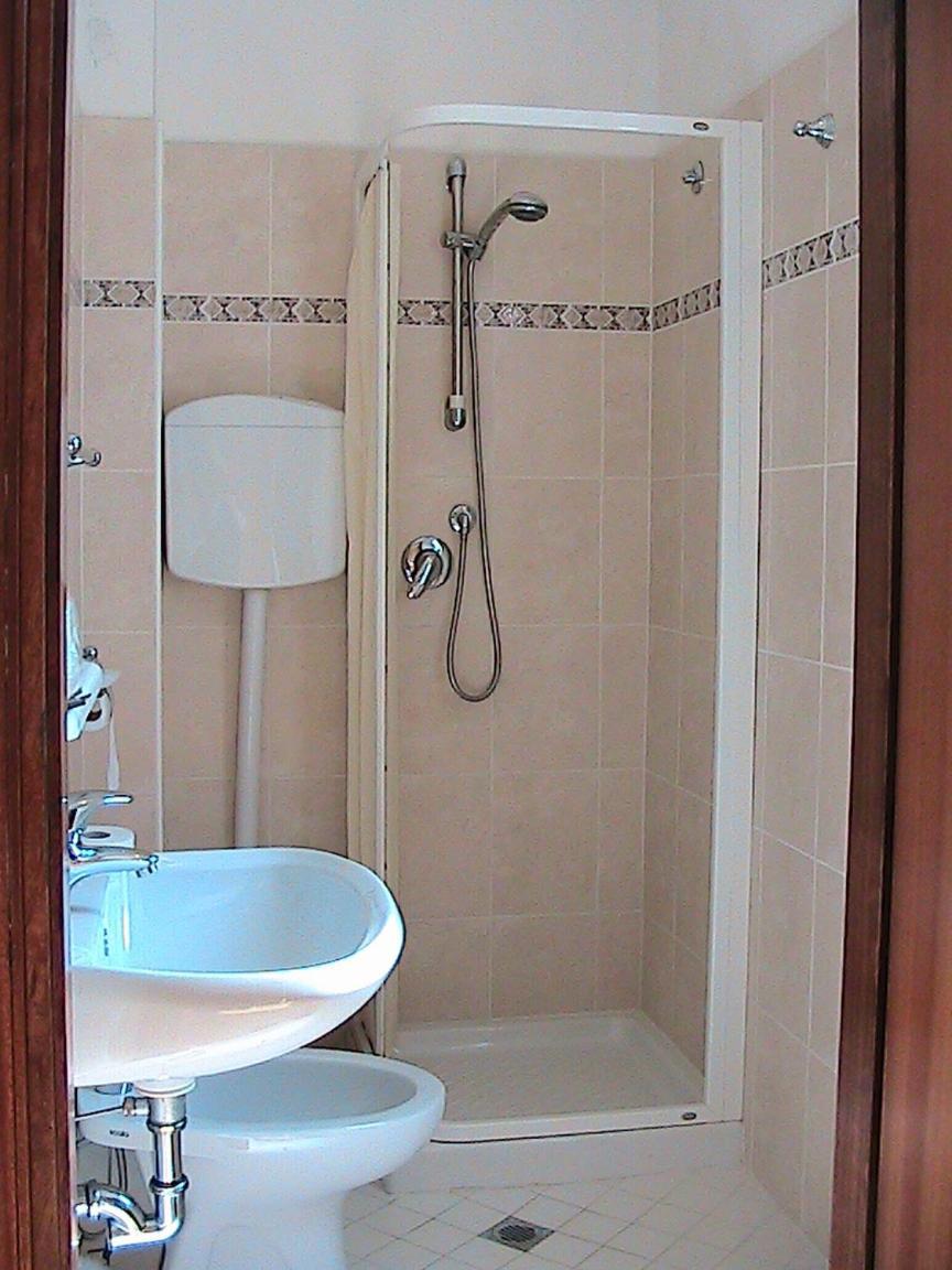 Hotel Universo Римини Экстерьер фото
